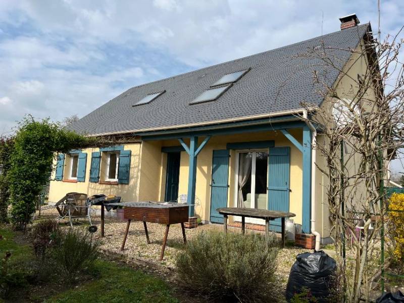 A vendre, pavillon viable de plain pied, situé à vatteville la Rue